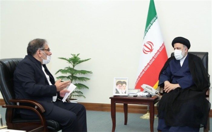 شمخانی پس از دیدار با رئیسی: امیدواری‌ام برای حل مشکلات خوزستان بیشتر شد