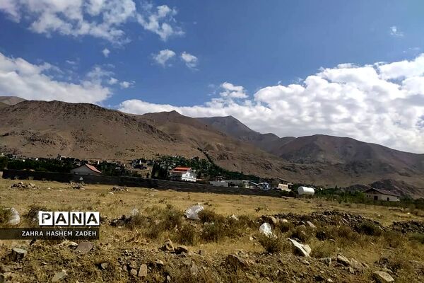 طبیعت زیبای روستای آئینه‌ورزان