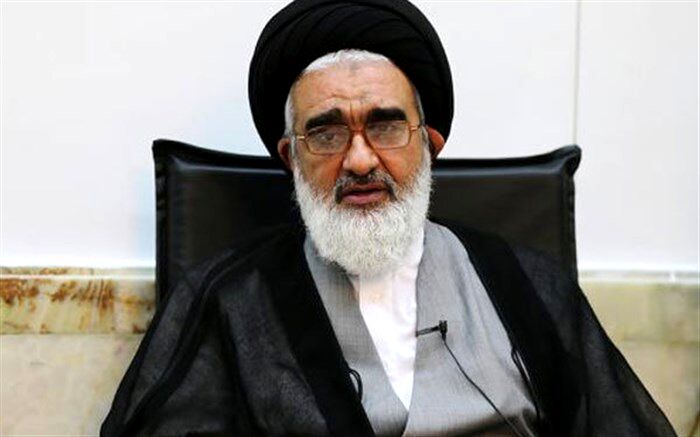 ضرورت آشنایی معلمان و مربیان جوانان با جوهره ولایت الهی