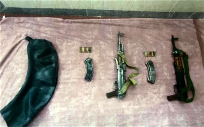 کشف یک محموله سلاح جنگی از تروریست‌ها در جنوب شرق کشور