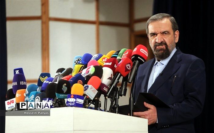 محسن رضایی: همه جوانب طرح فضای مجازی مجلس را بررسی می‌کنیم