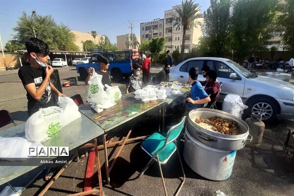 تهیه و توزیع ۵ هزار پرس غذا بین خانواده‌های کم برخوردار همزمان با عید سعید غدیر خم در اهواز