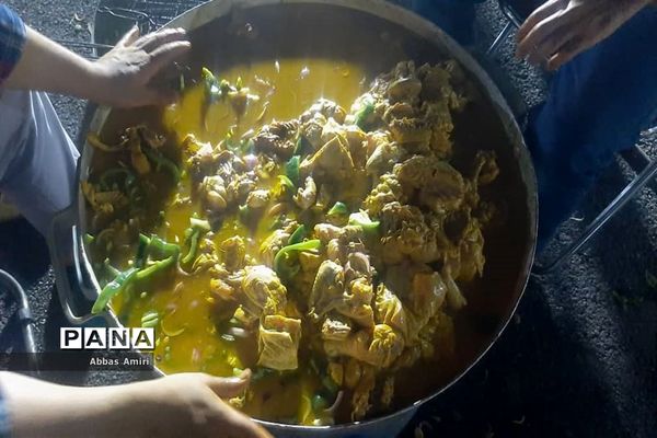 تهیه و توزیع ۵ هزار پرس غذا بین خانواده‌های کم برخوردار همزمان با عید سعید غدیر خم در اهواز