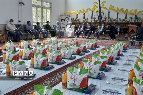 توزیع ۱۲۰۰ بسته معیشی و ۳ سری جهیزیه در کاشمر