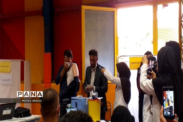 آغاز طرح واکسیناسیون فرهنگیان در مشهد