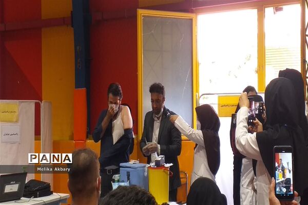 آغاز طرح واکسیناسیون فرهنگیان در مشهد