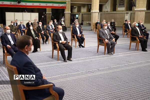 آخرین دیدار رئیس‌جمهور و اعضاء هیئت دولت دوازدهم با رهبر معظم انقلاب