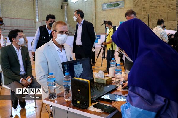 مراسم افتتاحیه پایگاه تجمیعی واکسیناسیون کووید- ۱۹ فرهنگیان