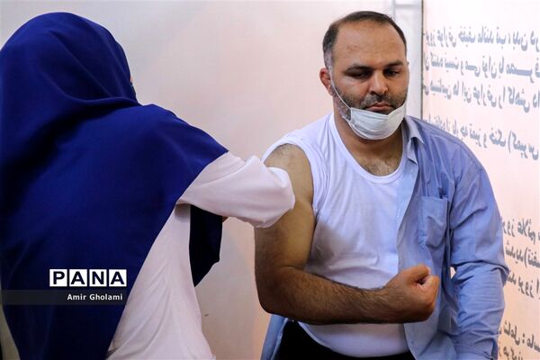 مراسم افتتاحیه پایگاه تجمیعی واکسیناسیون کووید- ۱۹ فرهنگیان