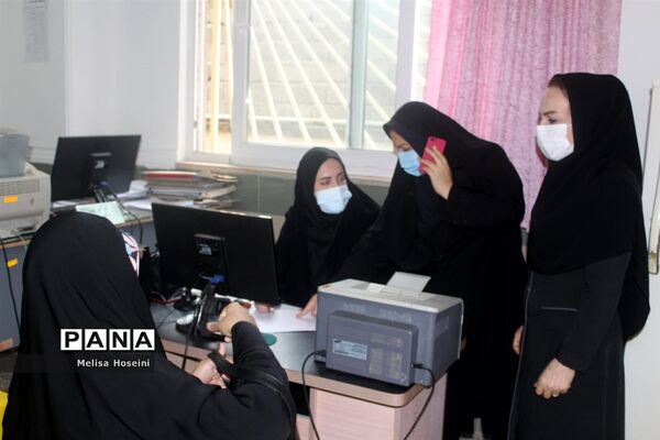 افتتاح طرح واکسیناسیون فرهنگیان شهرستان محمودآباد