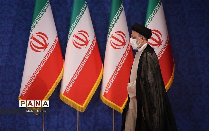 پیرموذن: دولت رئیسی جامعه را از حالت ناامیدی خارج کند