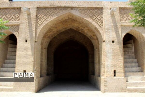 بازدید از کاروانسرای حاج کمال رباط کریم