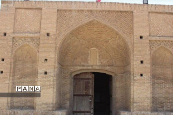 بازدید از کاروانسرای حاج کمال رباط کریم