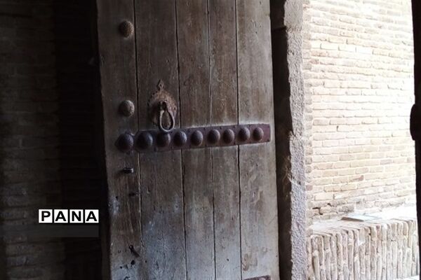 بازدید از کاروانسرای حاج کمال رباط کریم