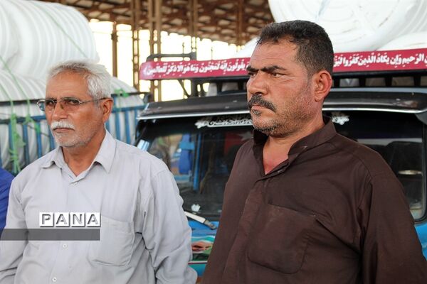 آیین اهدا ۲۰۰۰ عدد مخزن آب و اقلام بهداشتی ویژه مناطق محروم تنش آبی در خوزستان
