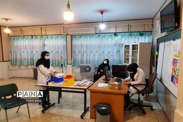 آغاز طرح واکسیناسیون فرهنگیان منطقه ۱۴ در کانون فرهنگی تربیتی امید