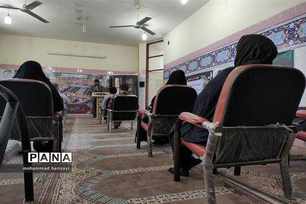 مراسم یادبود معلم فقید افسانه احسانی در شهرستان کارون