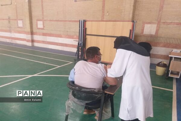 آغاز واکسیناسیون فرهنگیان شهرستان حمیدیه
