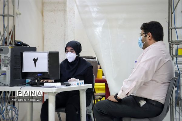 واکسیناسیون فرهنگیان در شیراز