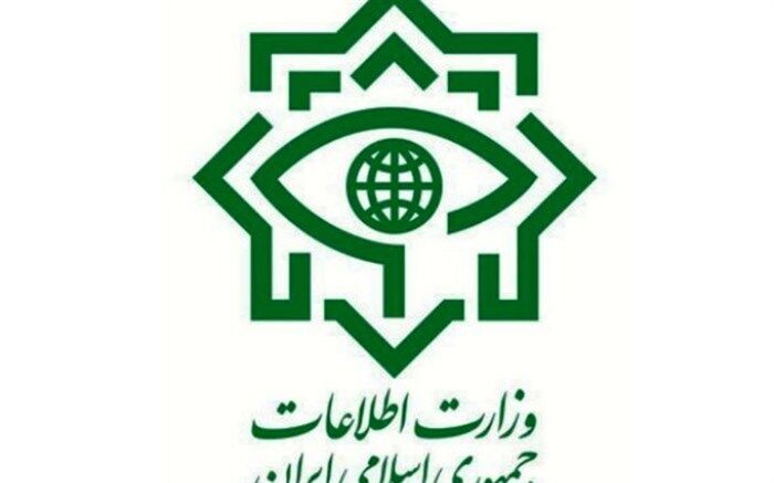 ضربه به عوامل یک فرقه انحرافی و دروغین در قم توسط سربازان گمنام امام زمان (عج)