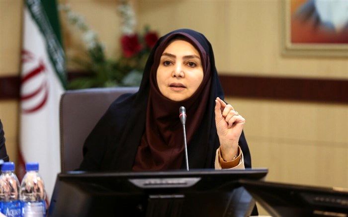 تزریق هیچ کدام از واکسن‌های کرونا برای خانم‌های کمتر از ۵۰ سال ممنوعیت ندارد