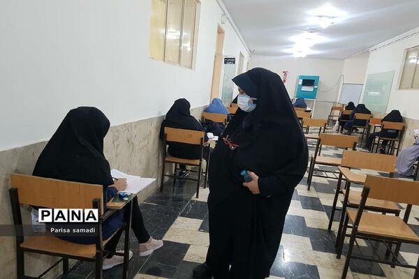 برگزاری آزمون ورودی پایه دهم نمونه دولتی و فرهنگ در منطقه ۱۳ تهران