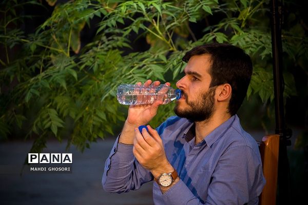 میزگرد بسیج دانشجویی قم با موضوع طرح صیانت از حقوق کاربران فضای مجازی