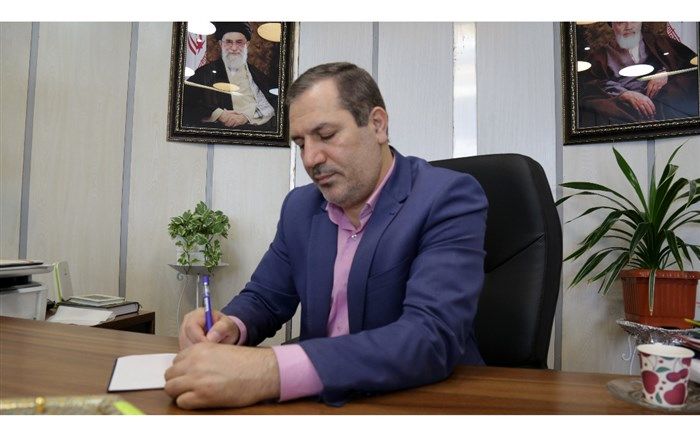 خبرنگاران سربازان عرصه اطلاع رسانی و تنویر افکار عمومی هستند