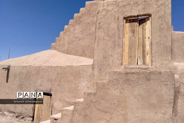 جلوه زیبا و باشکوه  آسیاب بادی شهرستان درمیان