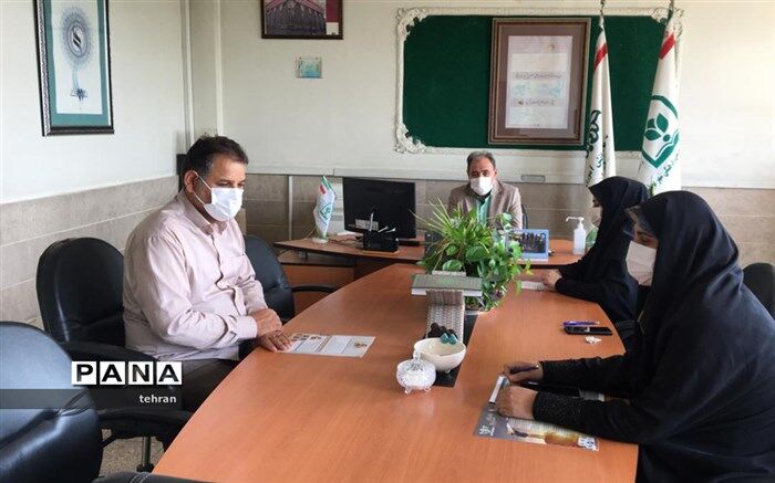 خبرنگاران زمینه ساز رشد و آگاهی جامعه هستند