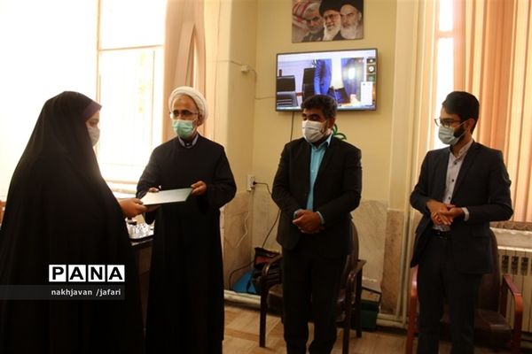 مراسم تجلیل از خبرنگاران و مدرسین خبرگزاری پانا