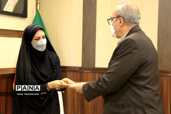 تجلیل از خبرنگاران فعال پانا ناحیه یک شهرری به مناسبت روز خبرنگار