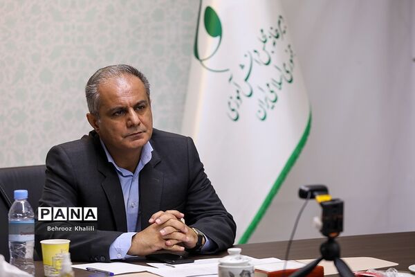 نشست تخصصی مجلس دانش آموزی