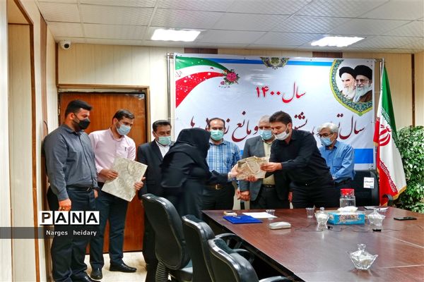 آیین تجلیل از خبرنگاران بمناسبت روز خبرنگار در شهرستان امیدیه