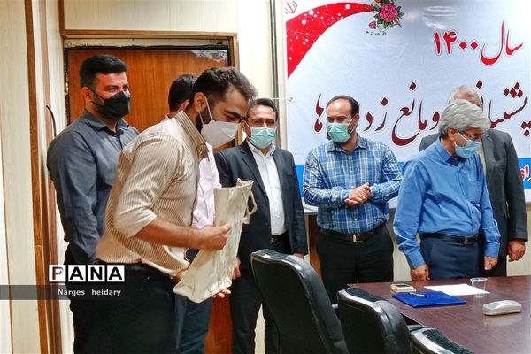 آیین تجلیل از خبرنگاران بمناسبت روز خبرنگار در شهرستان امیدیه