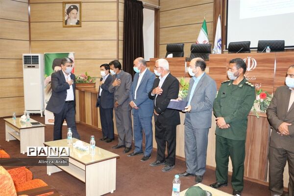 مراسم تجلیل از فعالان رسانه شهرستان کاشمر