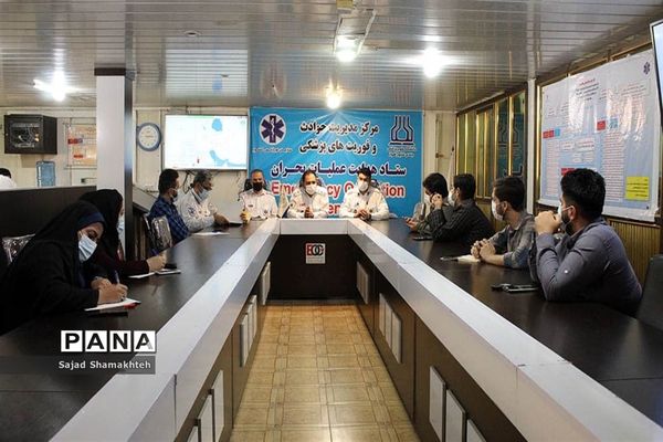 آیین تجلیل از خبرنگاران  توسط ستاد هدایت عملیات بحران دانشگاه جندی شاپور اهواز (EOC)