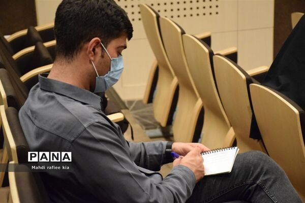 نشست خبری موسسه حمایت از کودکان مبتلا به سرطان تبریز