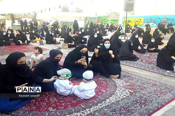 خونی که بر زمین کربلا ننشست