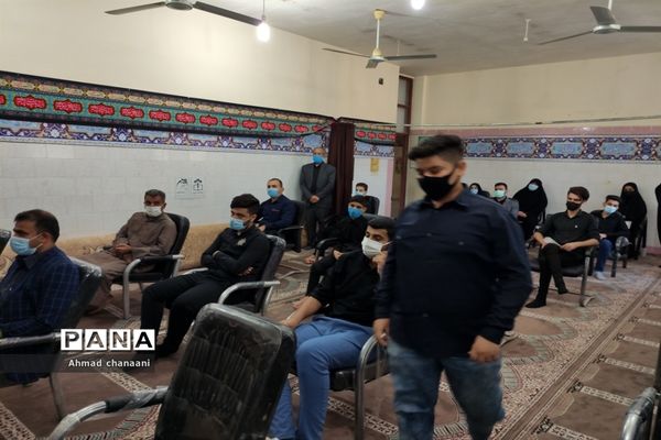 تجلیل از نفرات برتر مسابقات قرآنی کشور در آموزش و پرورش کارون