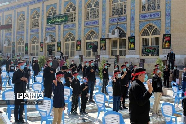 برگزاری سوگواره  احلی من العسل در جوار مرقد حاج قاسم سلیمانی
