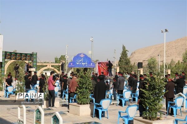 برگزاری سوگواره  احلی من العسل در جوار مرقد حاج قاسم سلیمانی