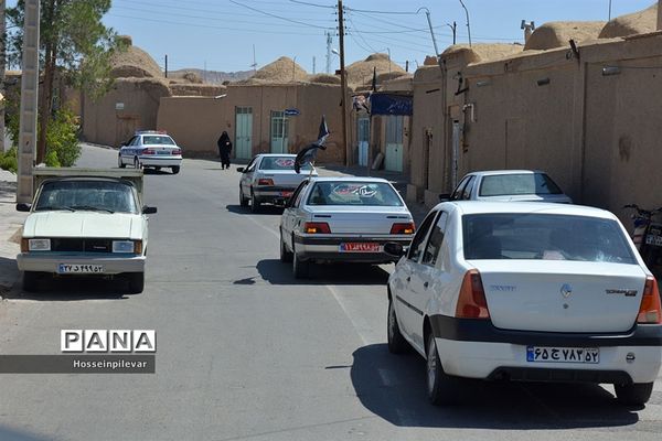 همایش خودرویی احلی من العسل در شهرستان خوسف