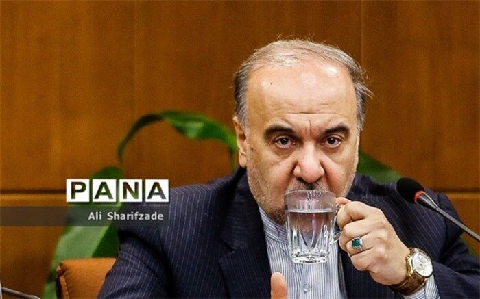 سلطانی‌فر: وزارت ورزش مراحل واگذاری پرسپولیس و استقلال را انجام داد