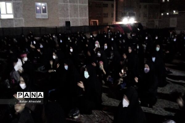 برگزاری  مراسم شب تاسوعای حسینی در شهرک آبشناسان شهرستان رباط کریم
