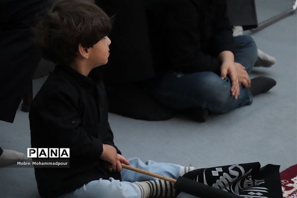 اجرای نمایش همه آب ها نام عباس را می دانند