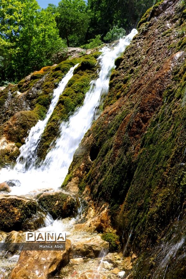 آبشار چشمه‌ای مارگون