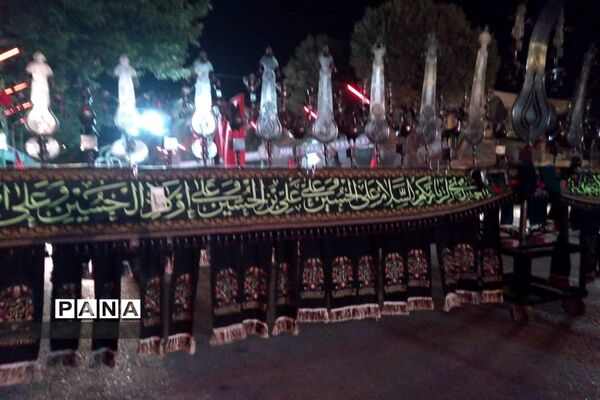 مراسم تعزیه خوانی در شب شام غریبان