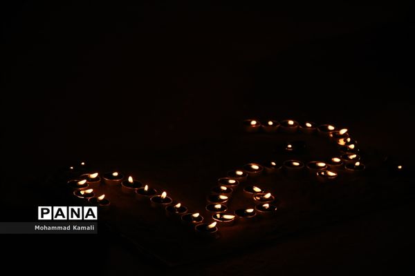 حزن و اندوه عزاداران حسینی در شام غریبان امام حسین (ع)