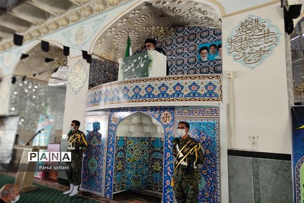 برگزاری نماز جمعه در محل زیارتگاه امامزاده سید حمزه کاشمر
